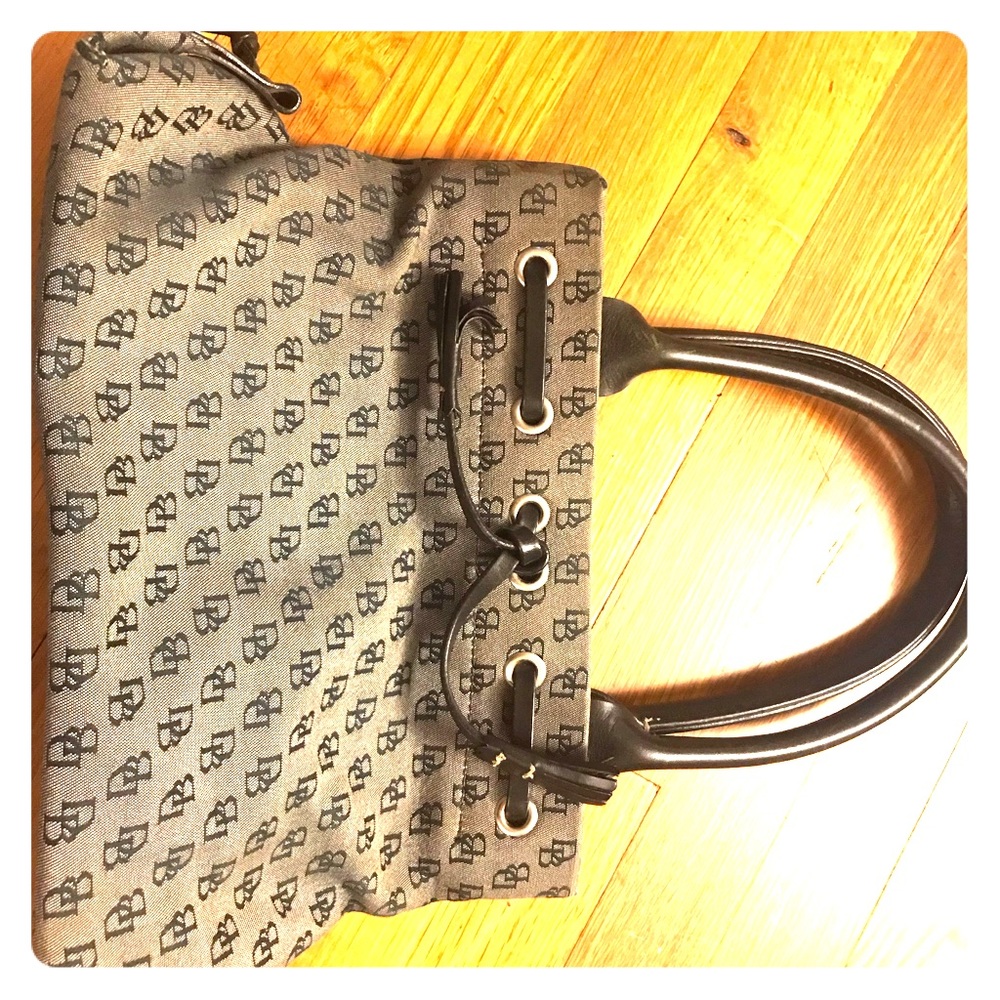 Dooney and Bourke handbag